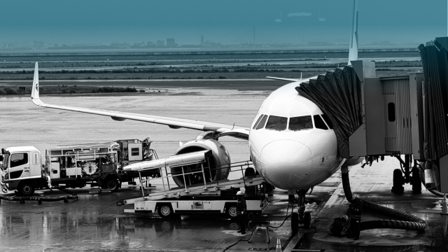 Aircraft Marshalling And Ramp Hand Signals (Specialized)